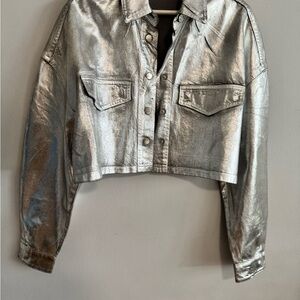 Metallic Silver Cropped Jacket – Never Worn, Bold & Stylish
